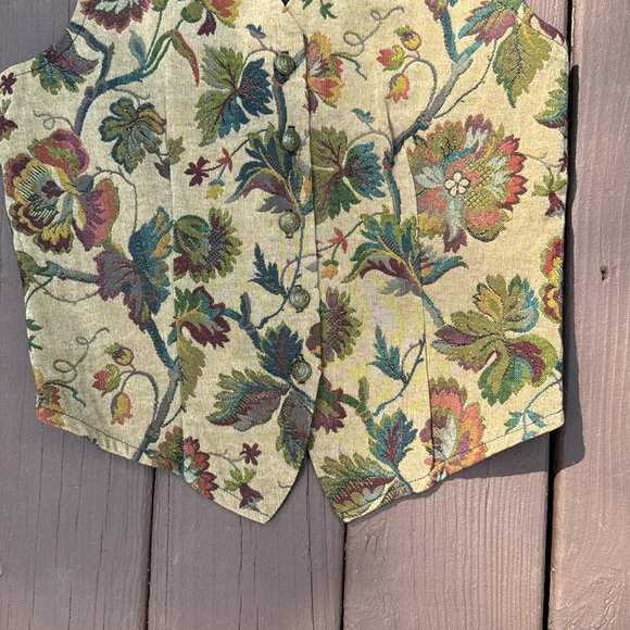 Vintage Tapestry Style Vest - Picture 3 of 6